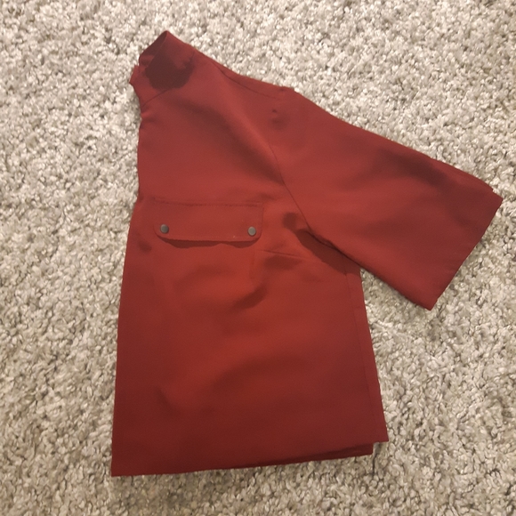 Forever 21 wine burgundy cropped faux pocket top size large - Picture 4 of 9